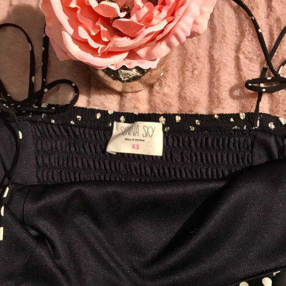 XS POLKA DOT MINI DRESS - Picture 7 of 9